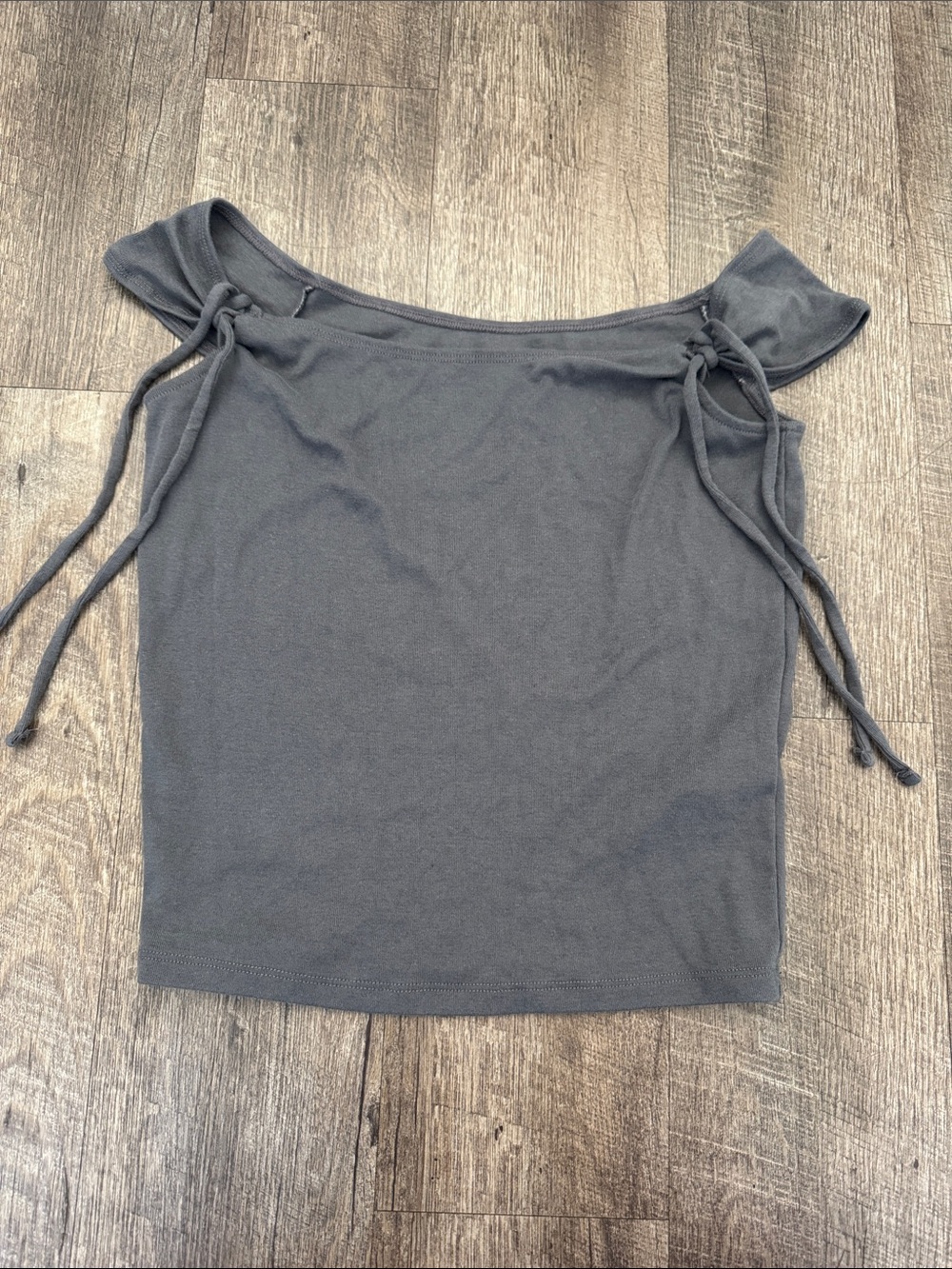 Hollister Charcoal Off-Shoulder Tie-Sleeve Camisole